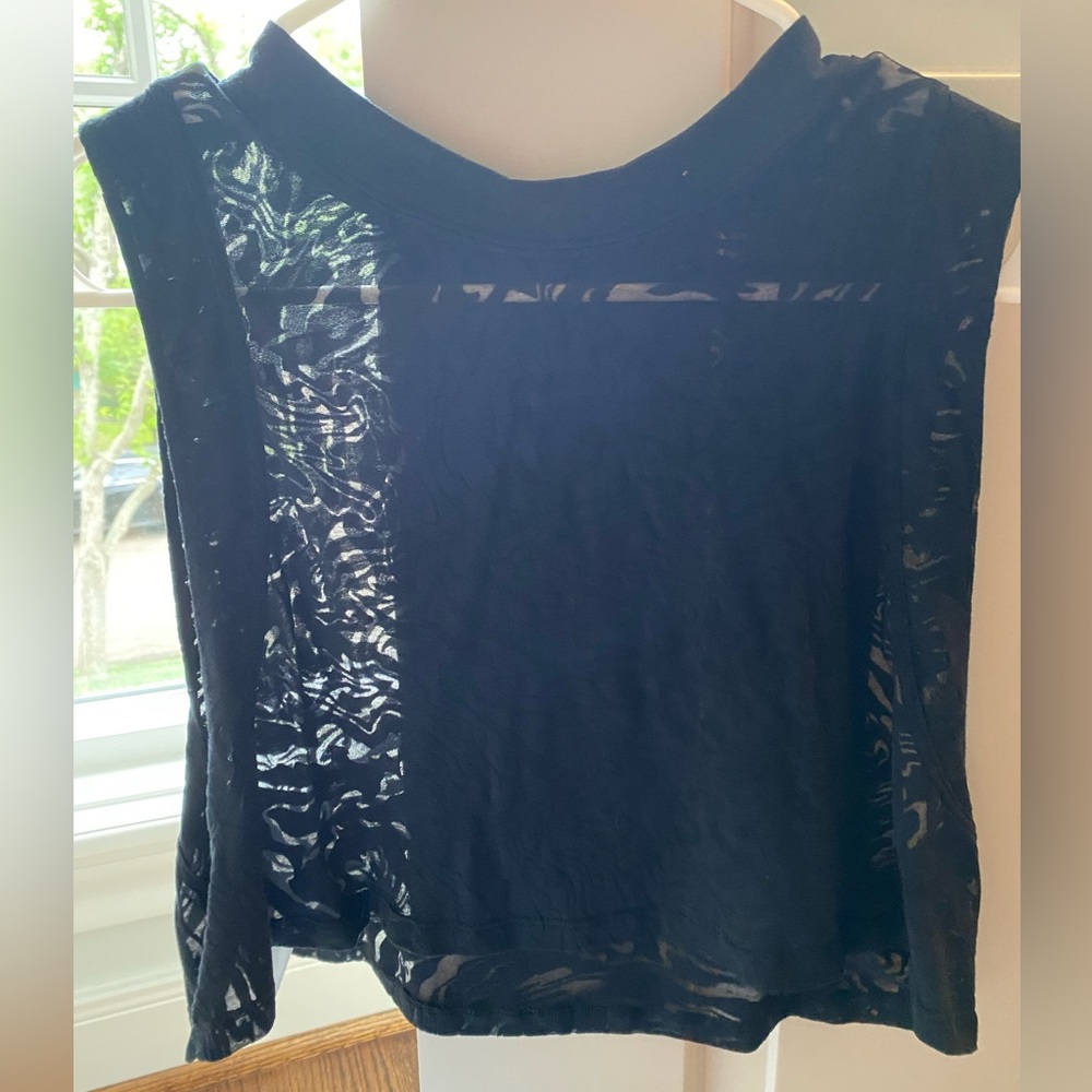 LULULEMON. All Yours Crop Tank Top Black Veil
